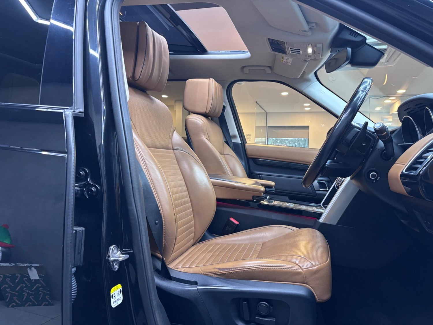 Used Land Rover Discovery 2017 for sale - 77050223: Photo 17