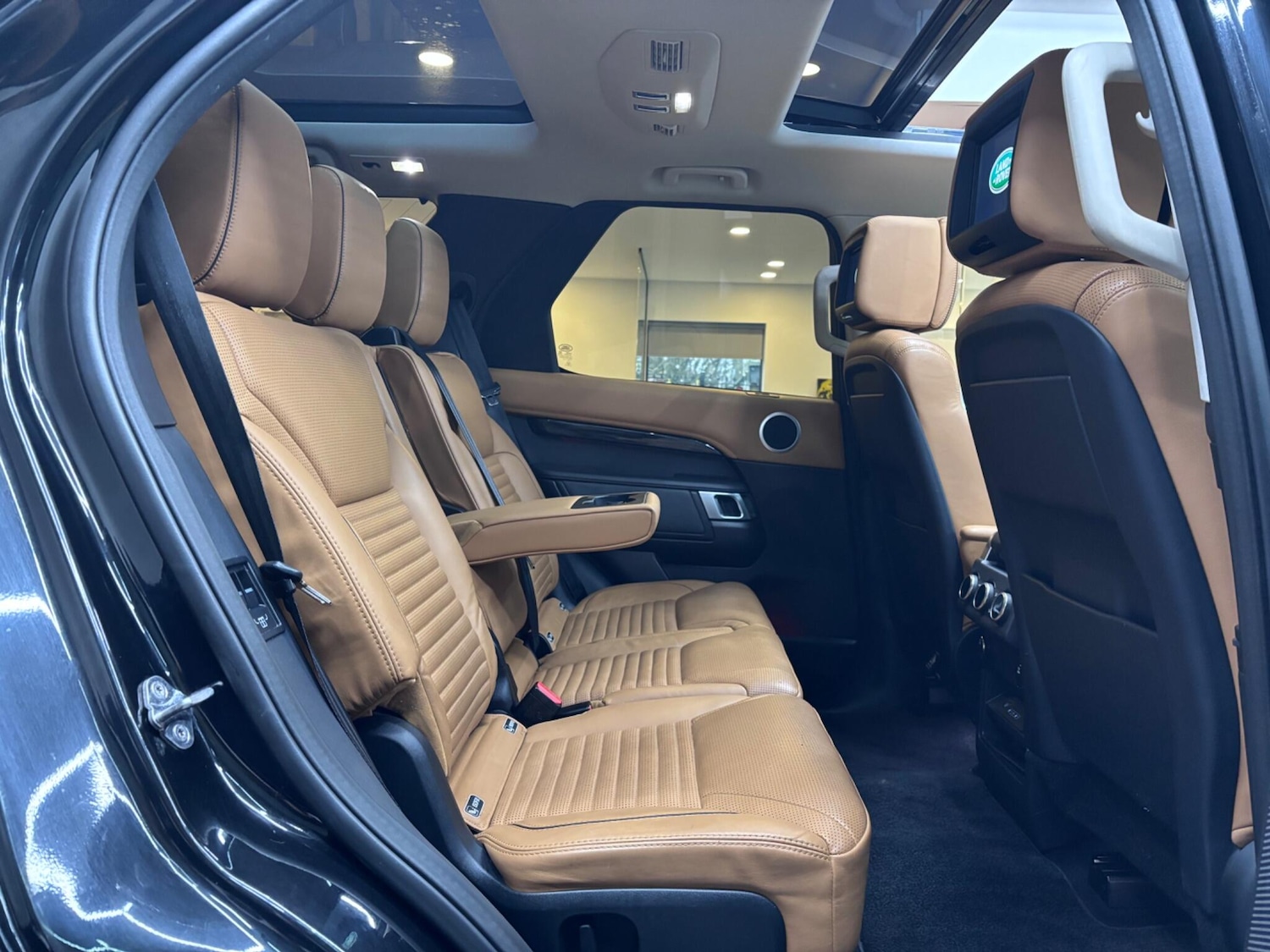 Used Land Rover Discovery 2017 for sale - 77050223: Photo 23