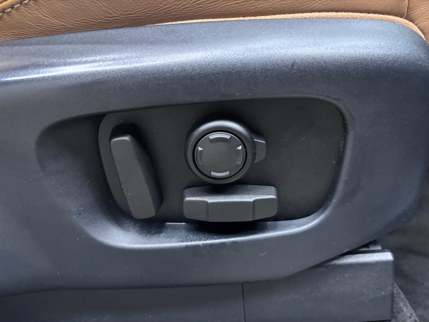 Used Land Rover Discovery 2017 for sale - 77050223: Photo 26