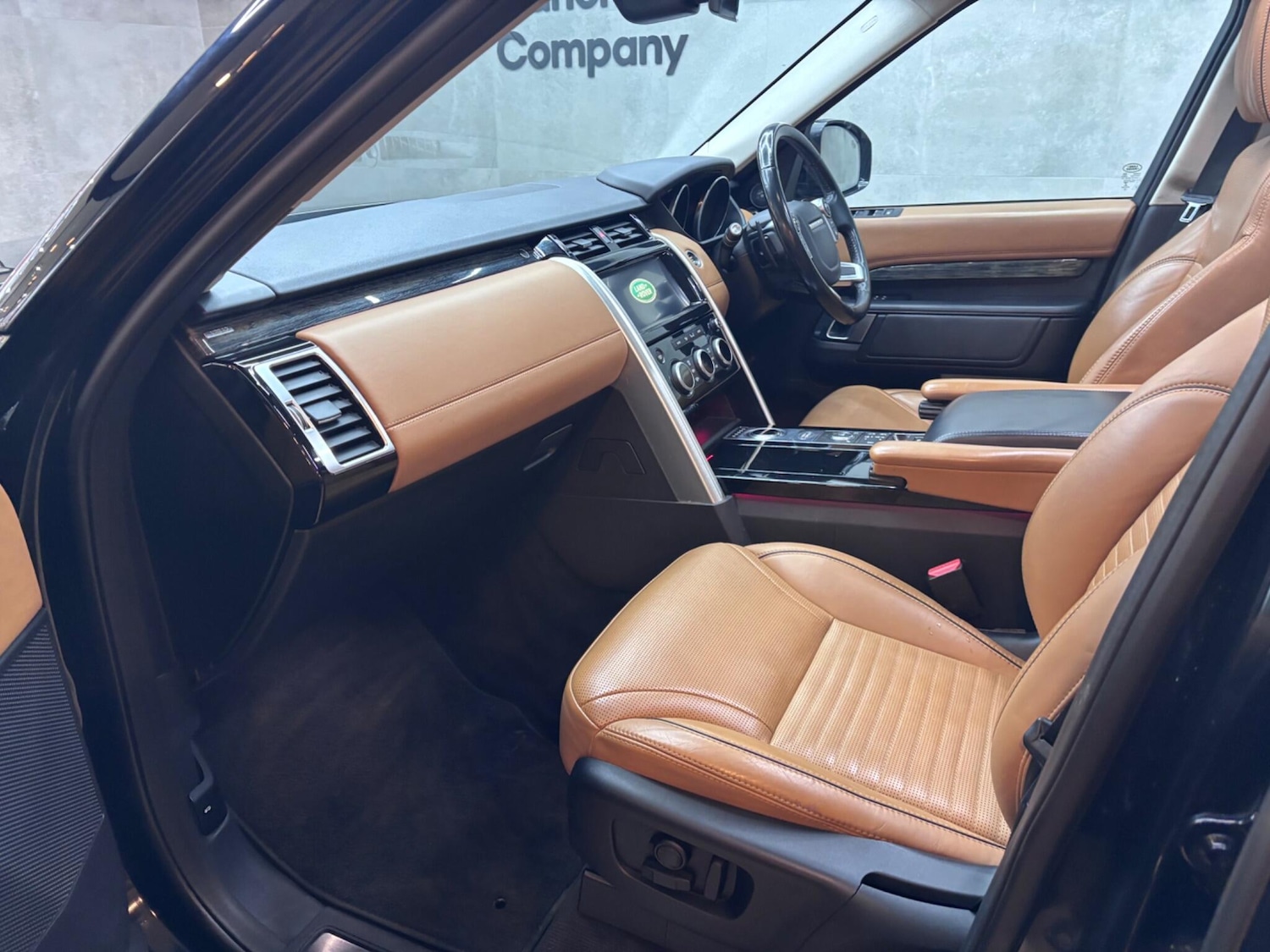 Used Land Rover Discovery 2017 for sale - 77050223: Photo 42