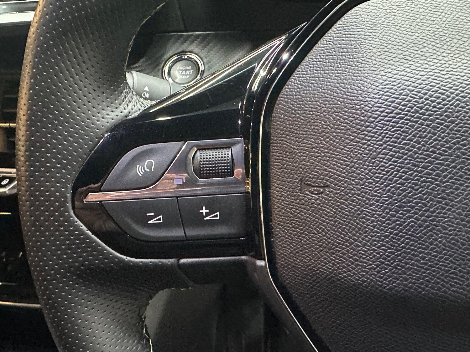 Used Peugeot 208 2023 for sale - 78019321: Photo 19