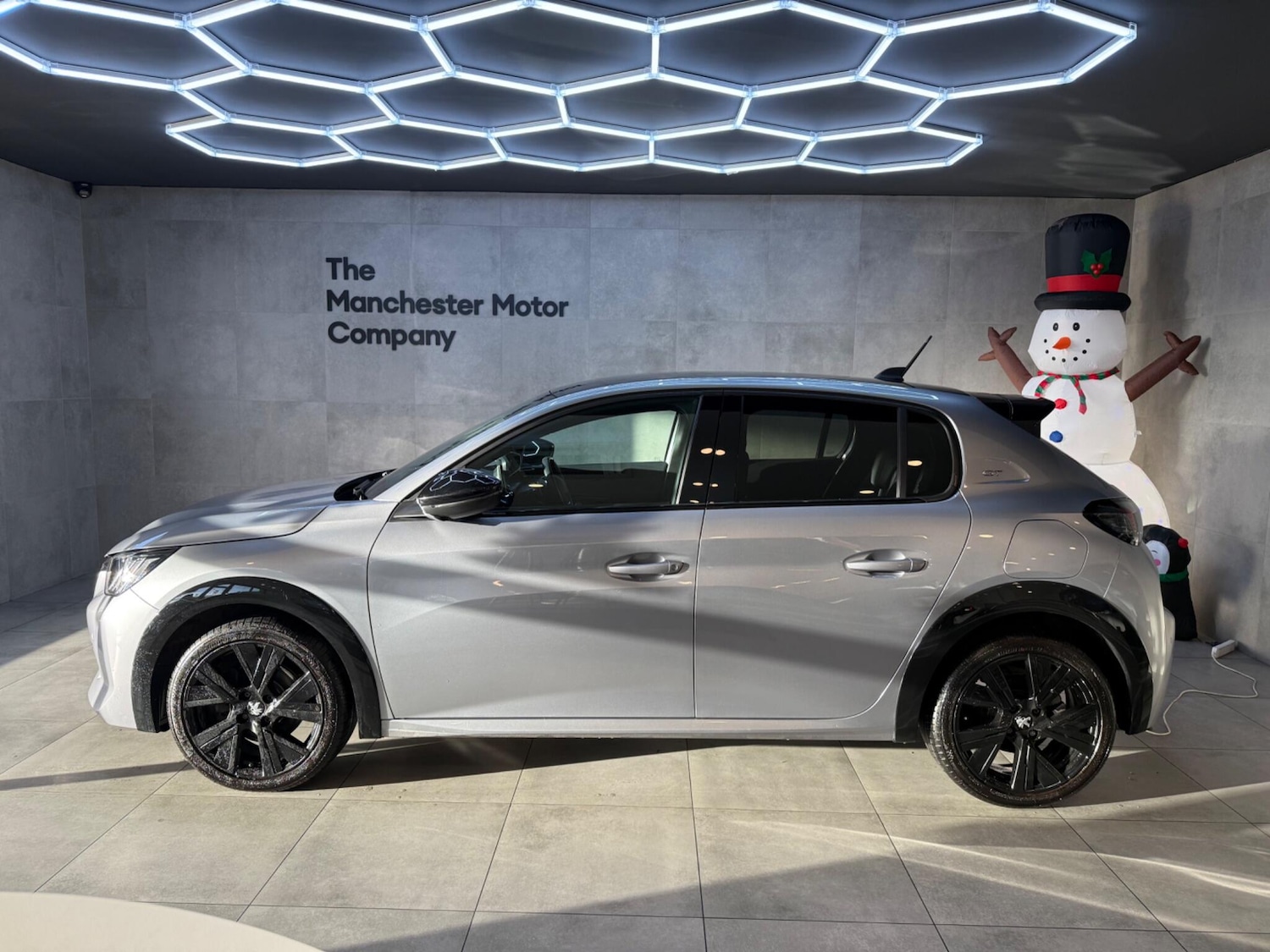 Used Peugeot 208 2023 for sale - 76964959: Photo 2