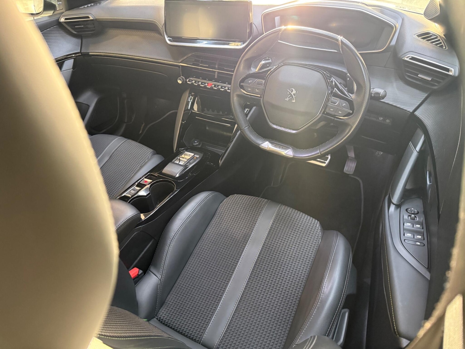 Used Peugeot 208 2023 for sale - 76964959: Photo 22