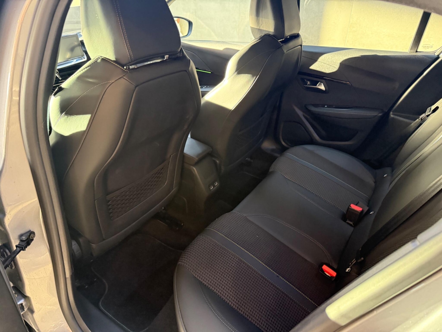 Used Peugeot 208 2023 for sale - 76964959: Photo 26