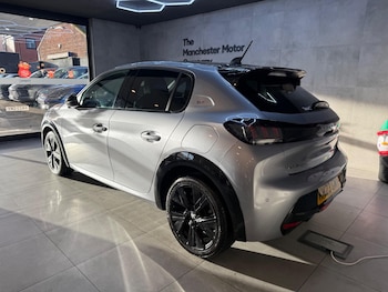 Used Peugeot 208 2023 for sale - 76964959: Photo