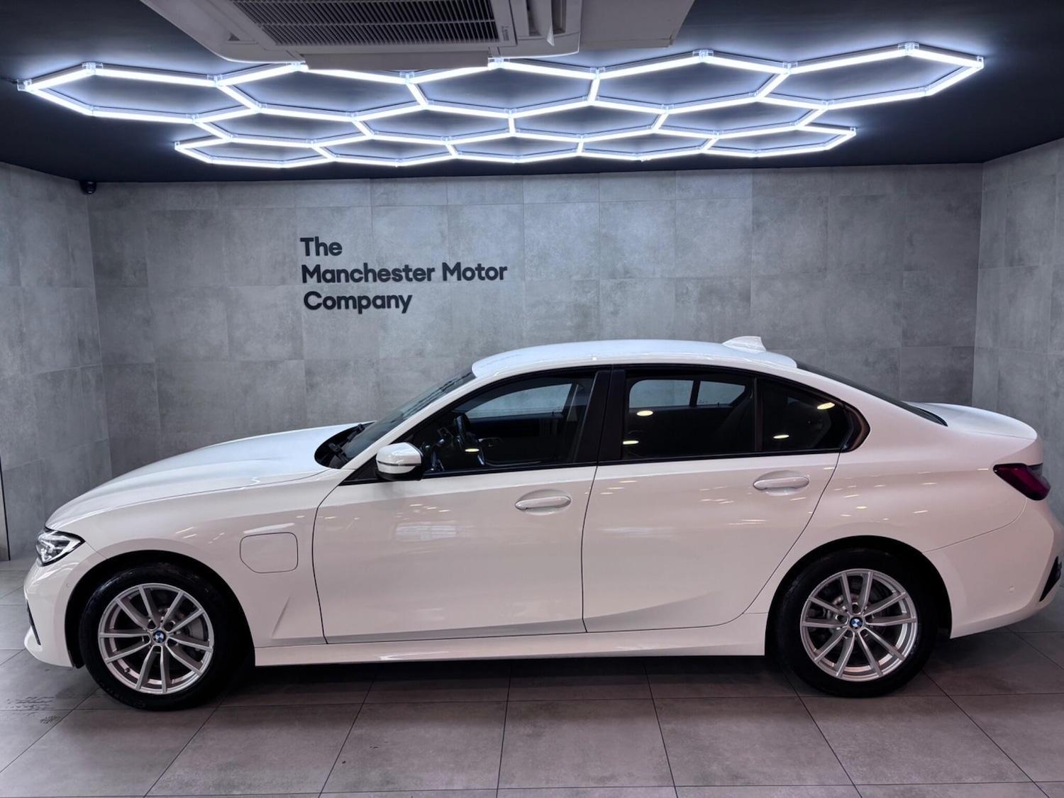 Used BMW 3 Series 2019 for sale - 76381270: Photo 25