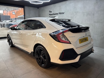 Used Honda Civic 2019 for sale - 79472311: Photo