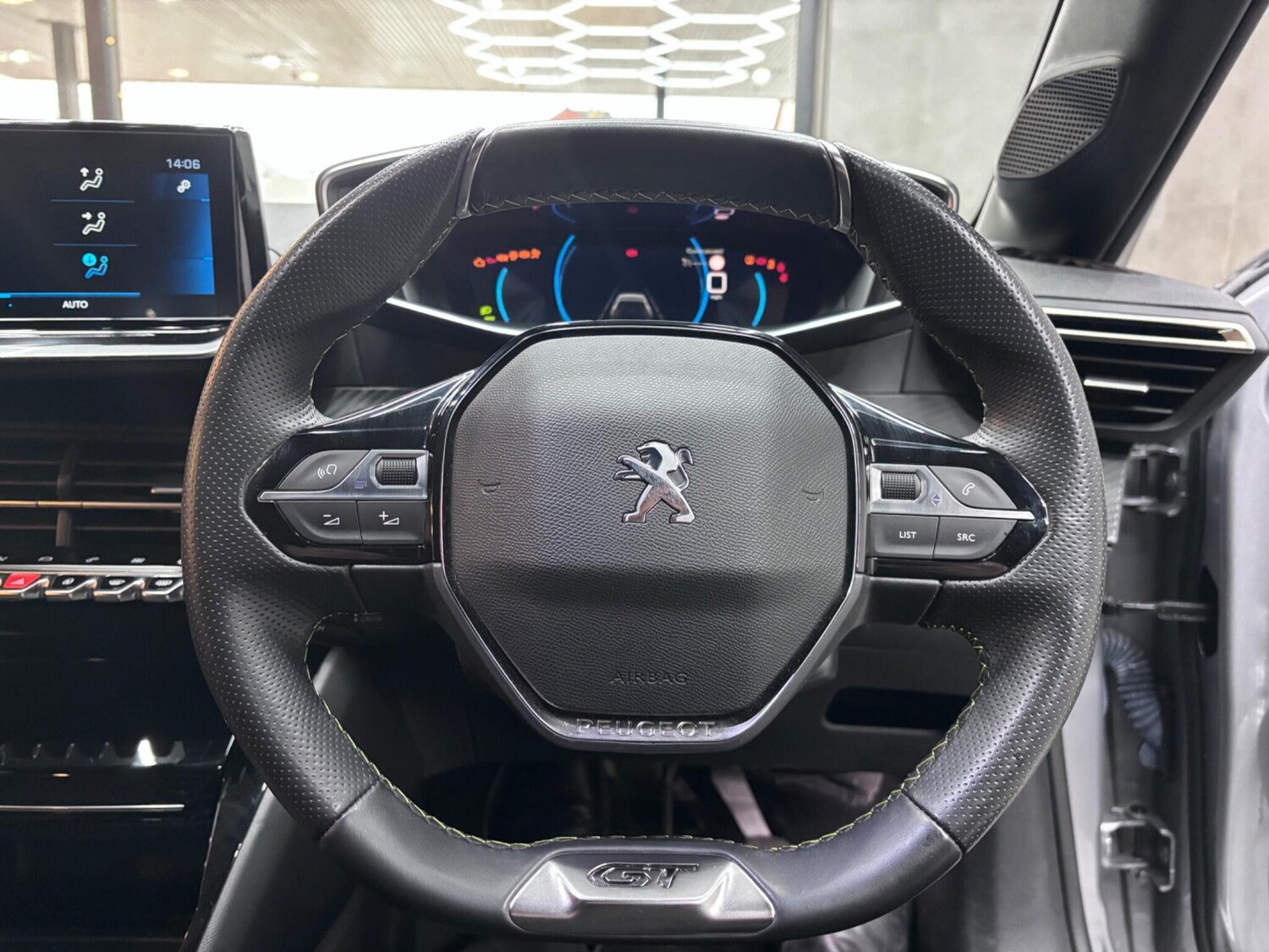 Used Peugeot 208 2023 for sale - 77484163: Photo 42