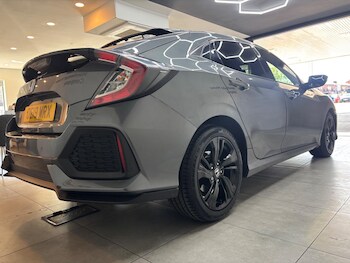 Used Honda Civic 2019 for sale - 78430351: Photo