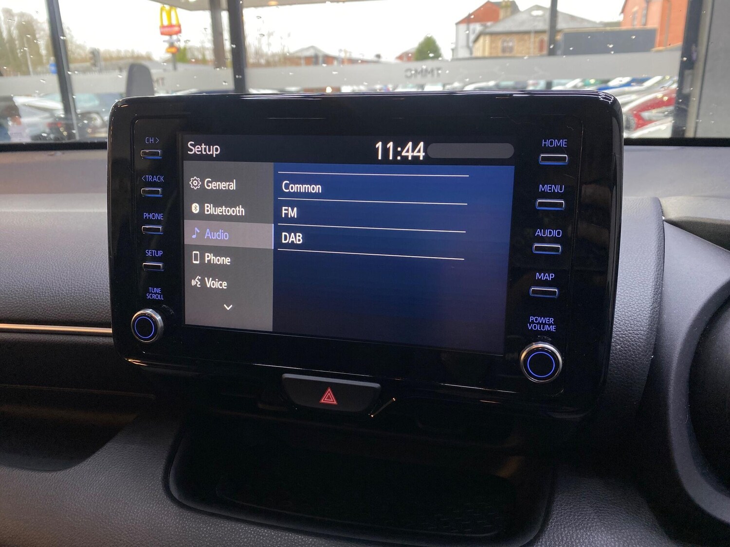 Used Toyota Yaris for sale - 77940640: Photo 31