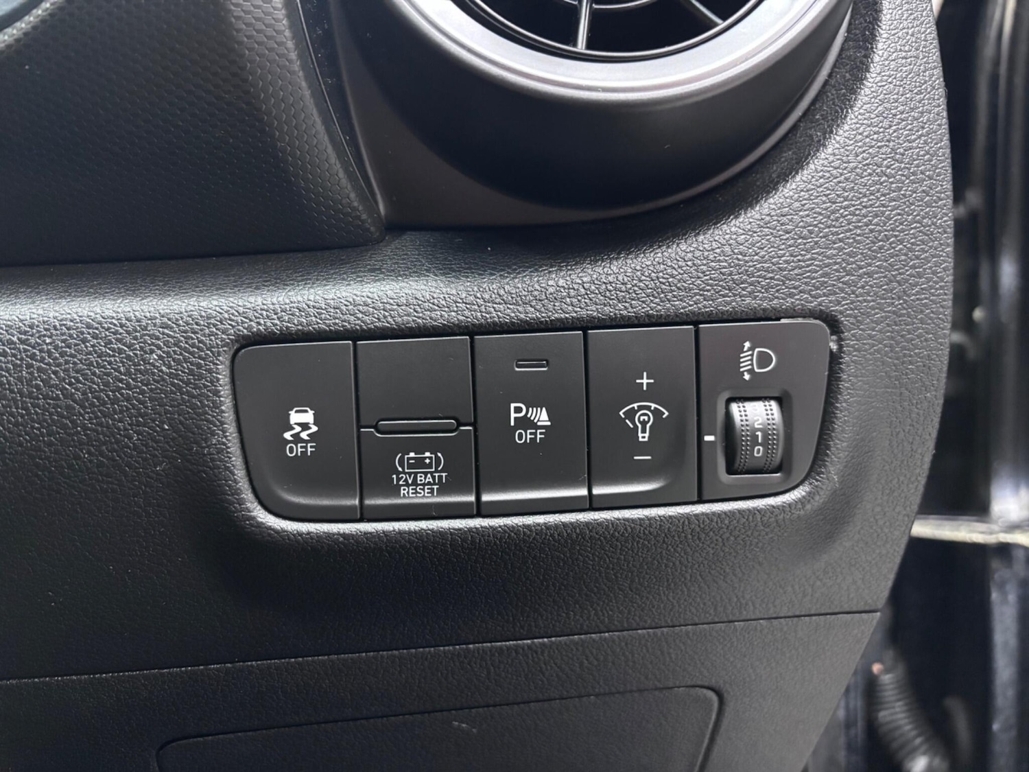 Used Hyundai KONA 2023 for sale - 77696486: Photo 31