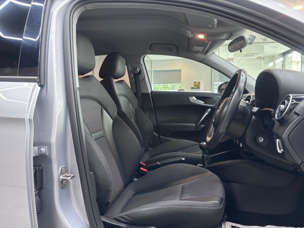 Used Audi A1 2016 for sale - 75634748: Photo 32