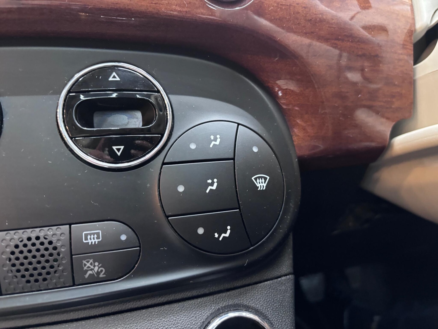 Used Fiat 500 2016 for sale - 76002092: Photo 64