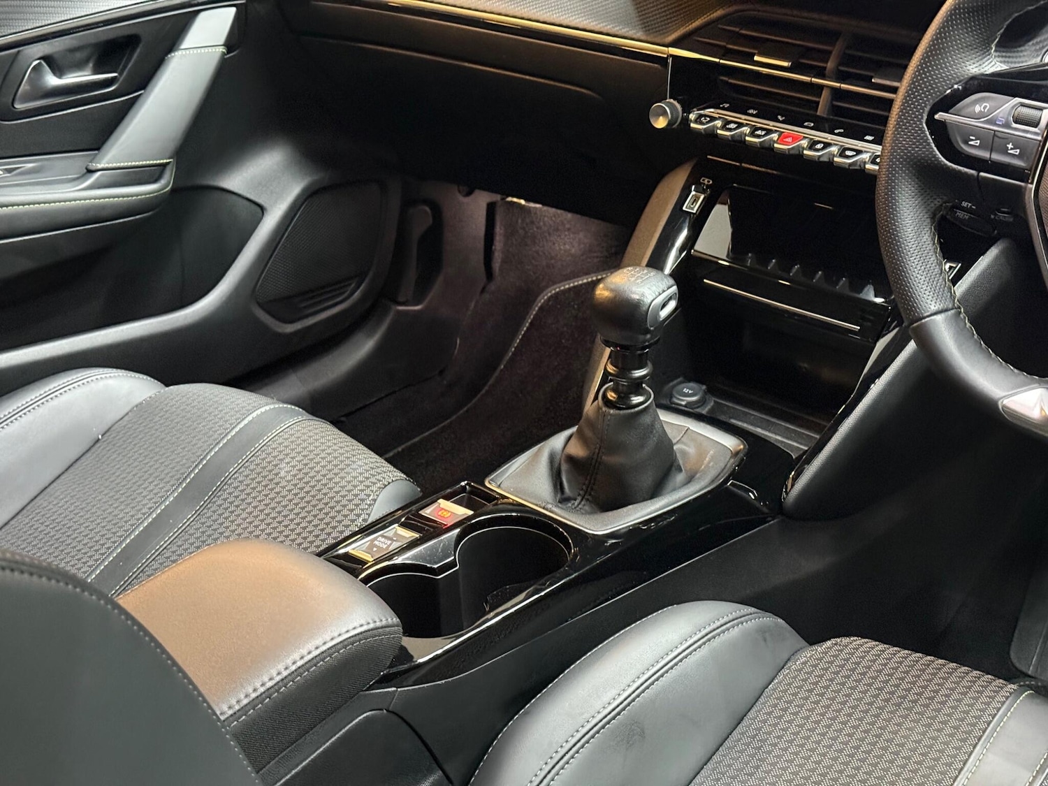 Used Peugeot 208 2023 for sale - 76964918: Photo 39