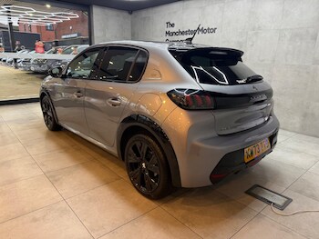 Used Peugeot 208 2023 for sale - 76964918: Photo