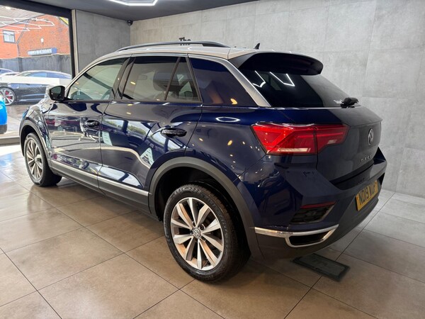 Used Volkswagen T-Roc 2019 for sale - 75990934: Photo 3