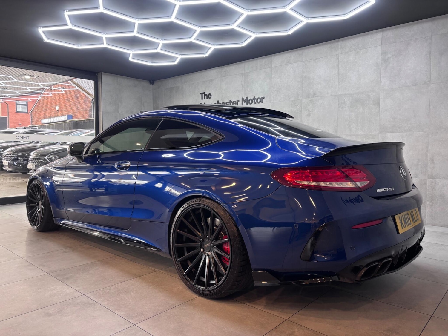 Used Mercedes-Benz C Class 2018 for sale - 77330911: Photo 11