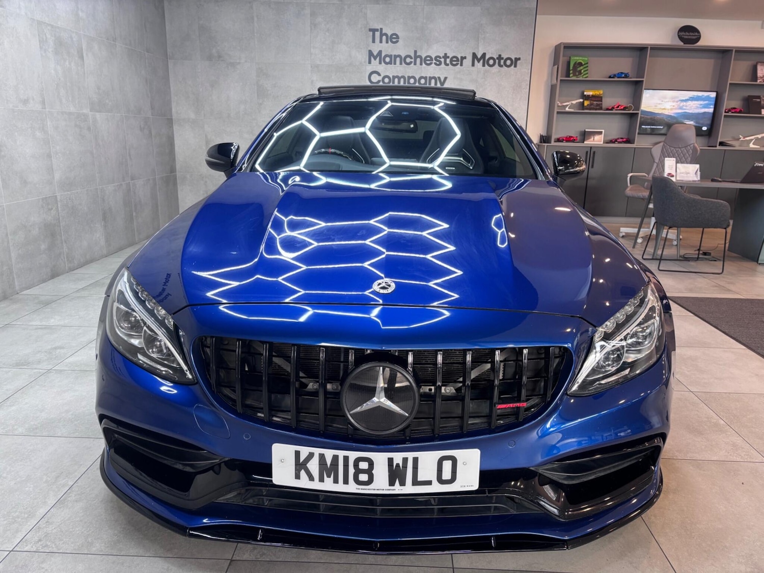 Used Mercedes-Benz C Class 2018 for sale - 77330911: Photo 3