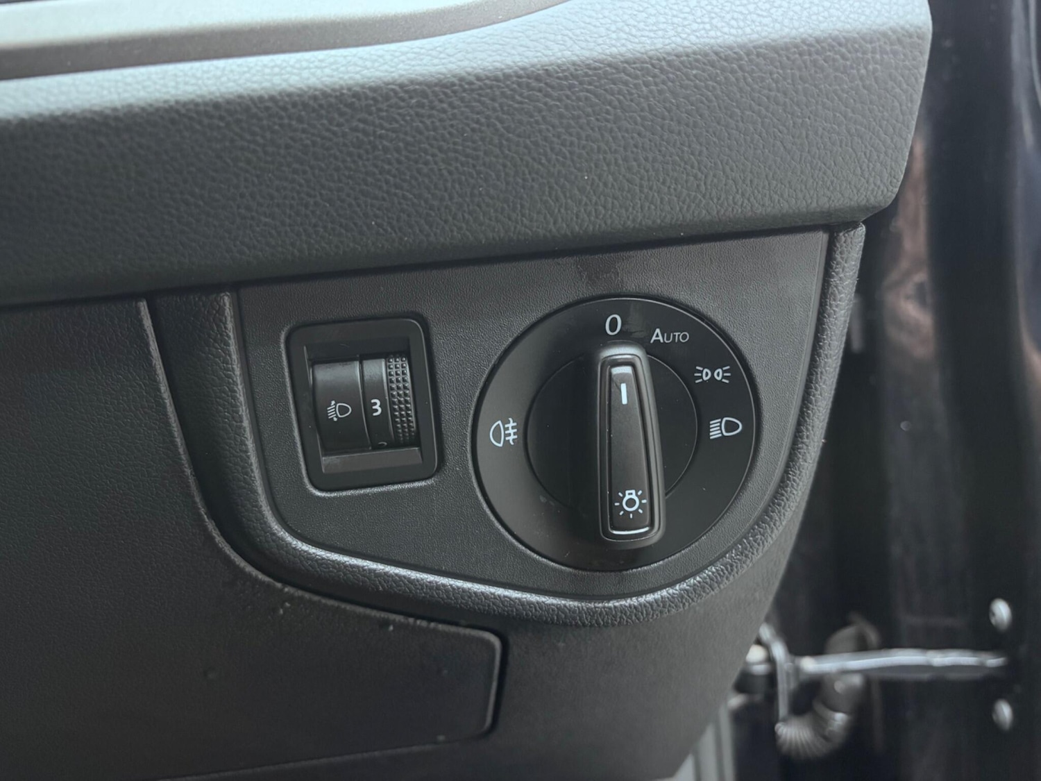 Used Volkswagen Polo 2018 for sale - 76759312: Photo 33