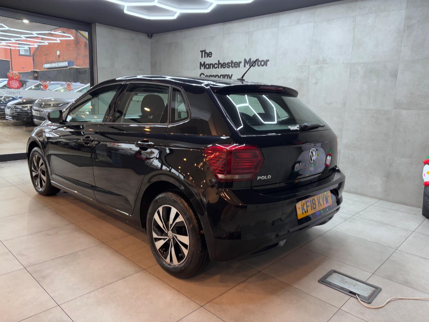 Used Volkswagen Polo 2018 for sale - 76759312: Photo 4