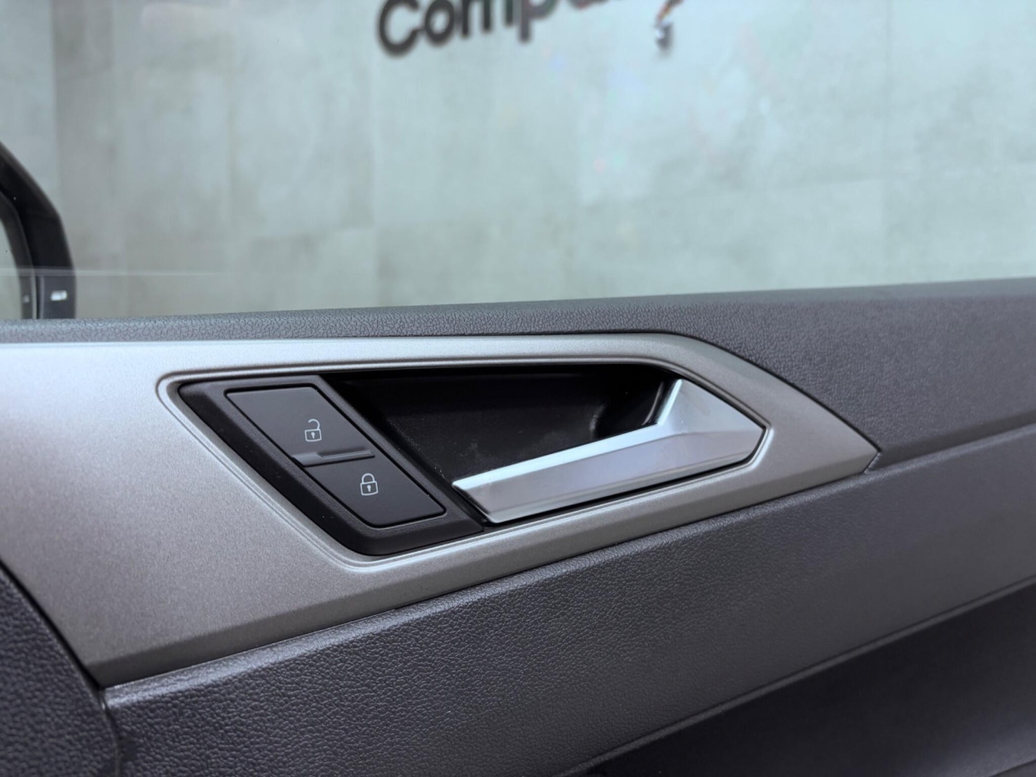 Used Volkswagen Polo 2018 for sale - 76759312: Photo 41