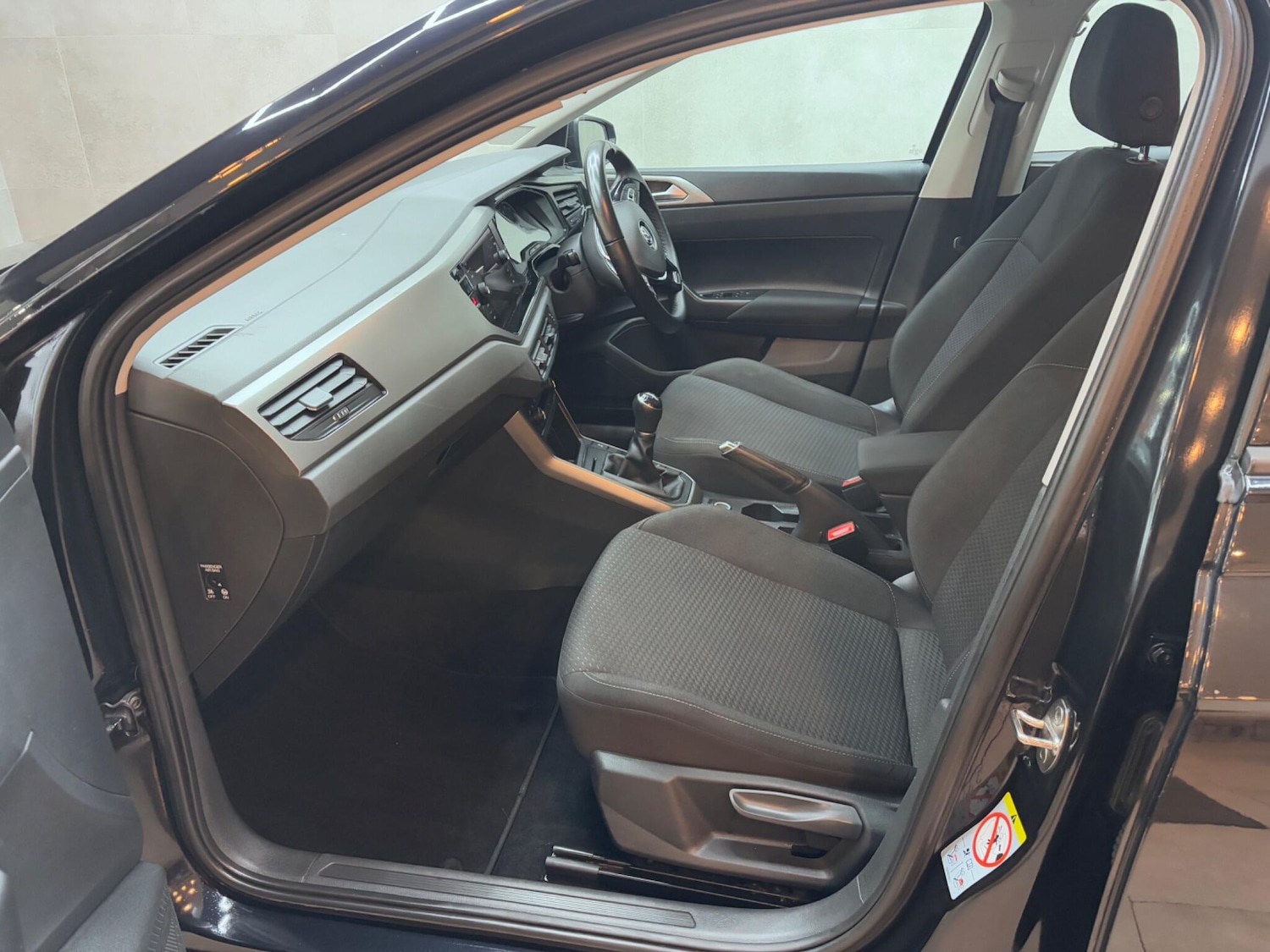 Used Volkswagen Polo 2018 for sale - 76759312: Photo 61