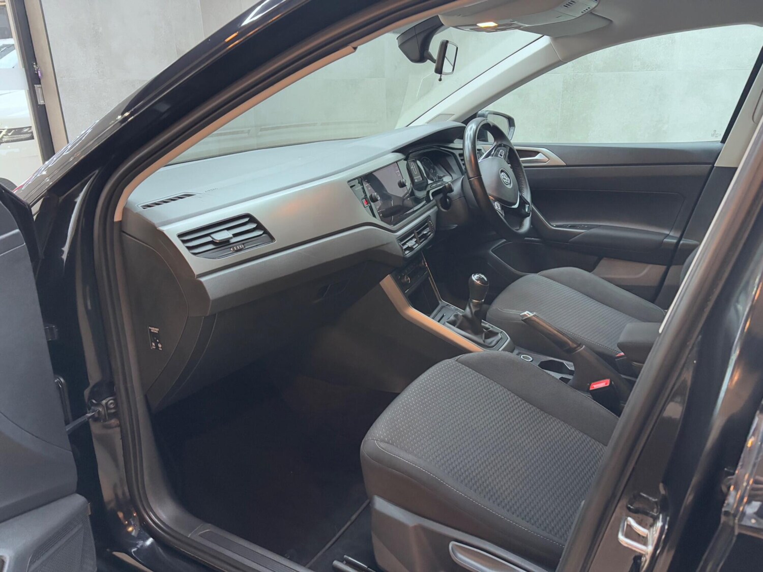 Used Volkswagen Polo 2018 for sale - 76759312: Photo 73