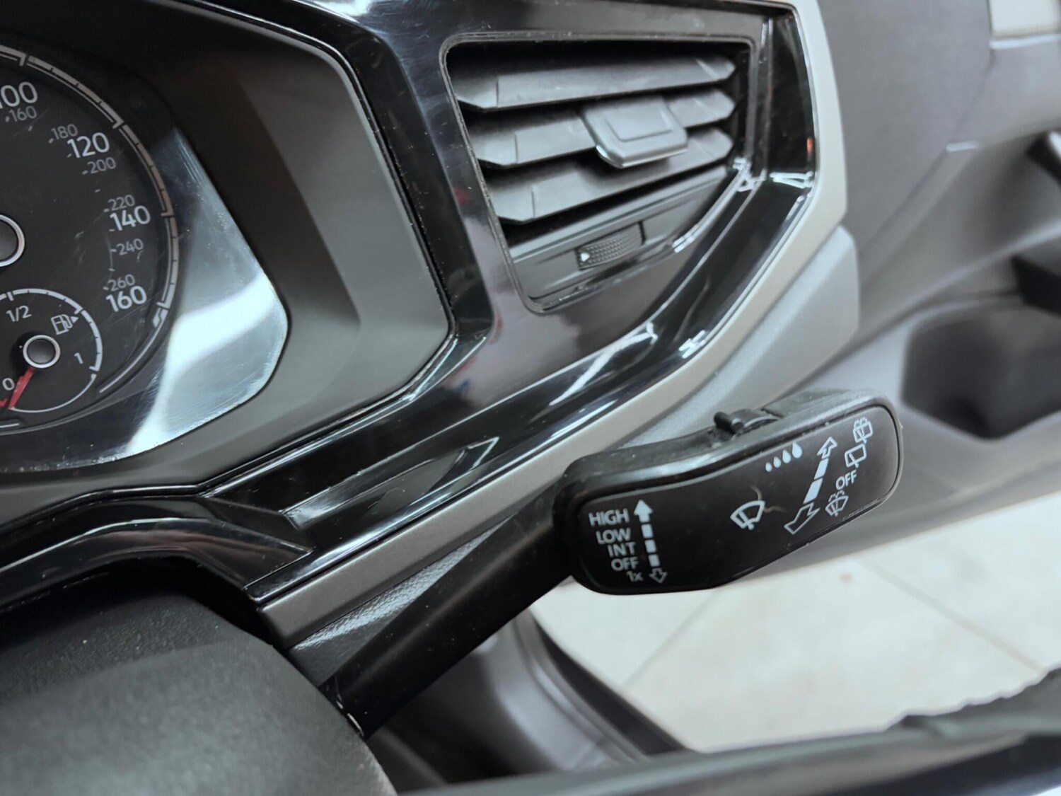 Used Volkswagen Polo 2018 for sale - 76759312: Photo 74