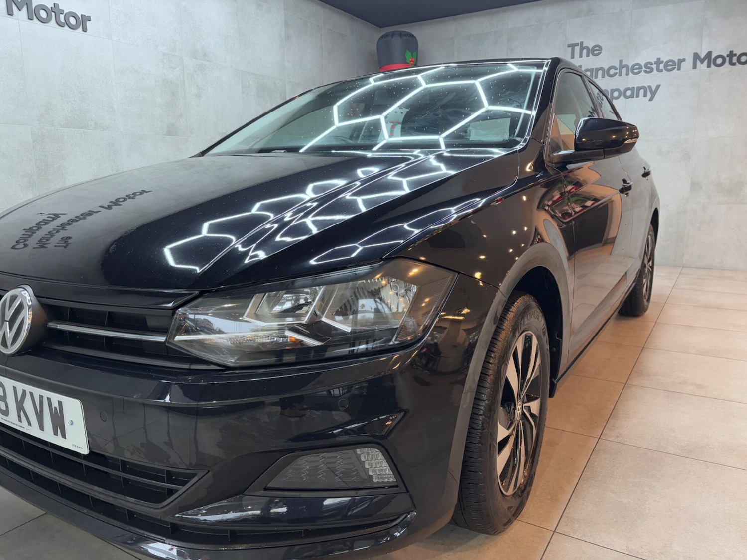 Used Volkswagen Polo 2018 for sale - 76759312: Photo 8