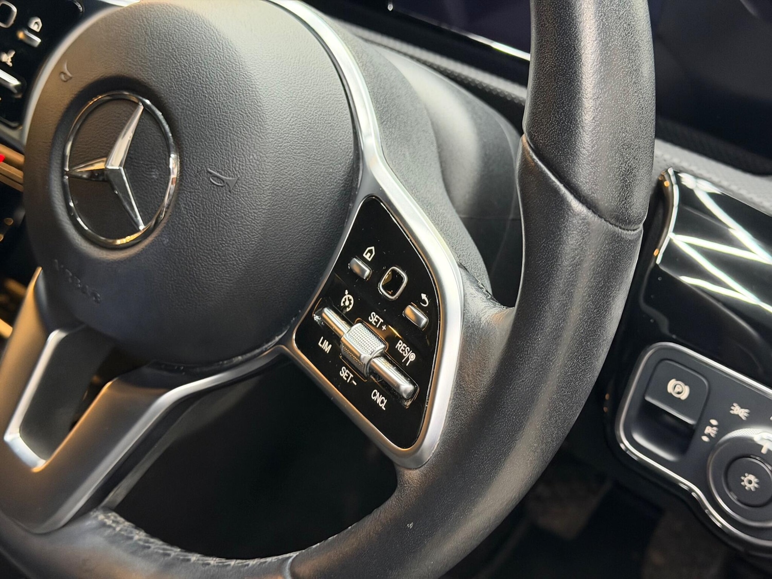 Used Mercedes-Benz A-Class 2022 for sale - 77704635: Photo 38