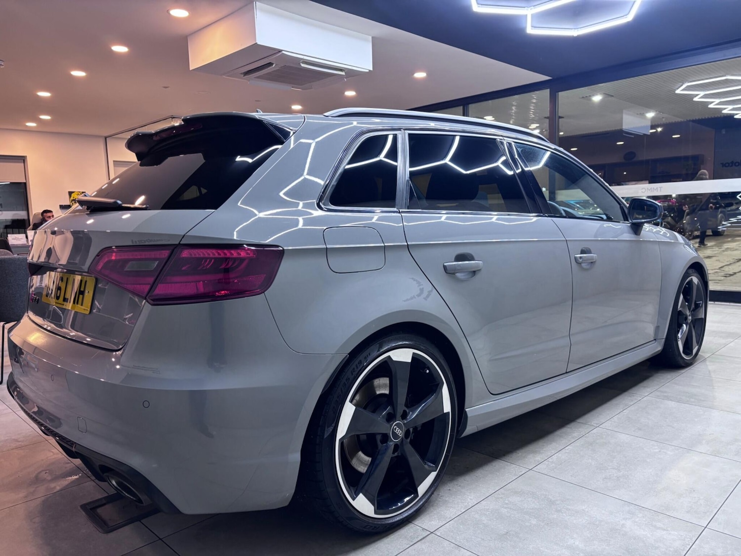 Used Audi RS3 2016 for sale - 77291974: Photo 2