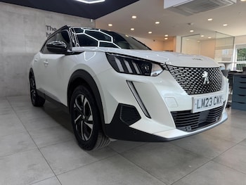 Used Peugeot 2008 2023 for sale - 79256130: Photo