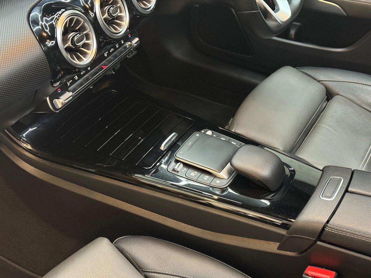 Used Mercedes-Benz CLA 2021 for sale - 76247934: Photo 45