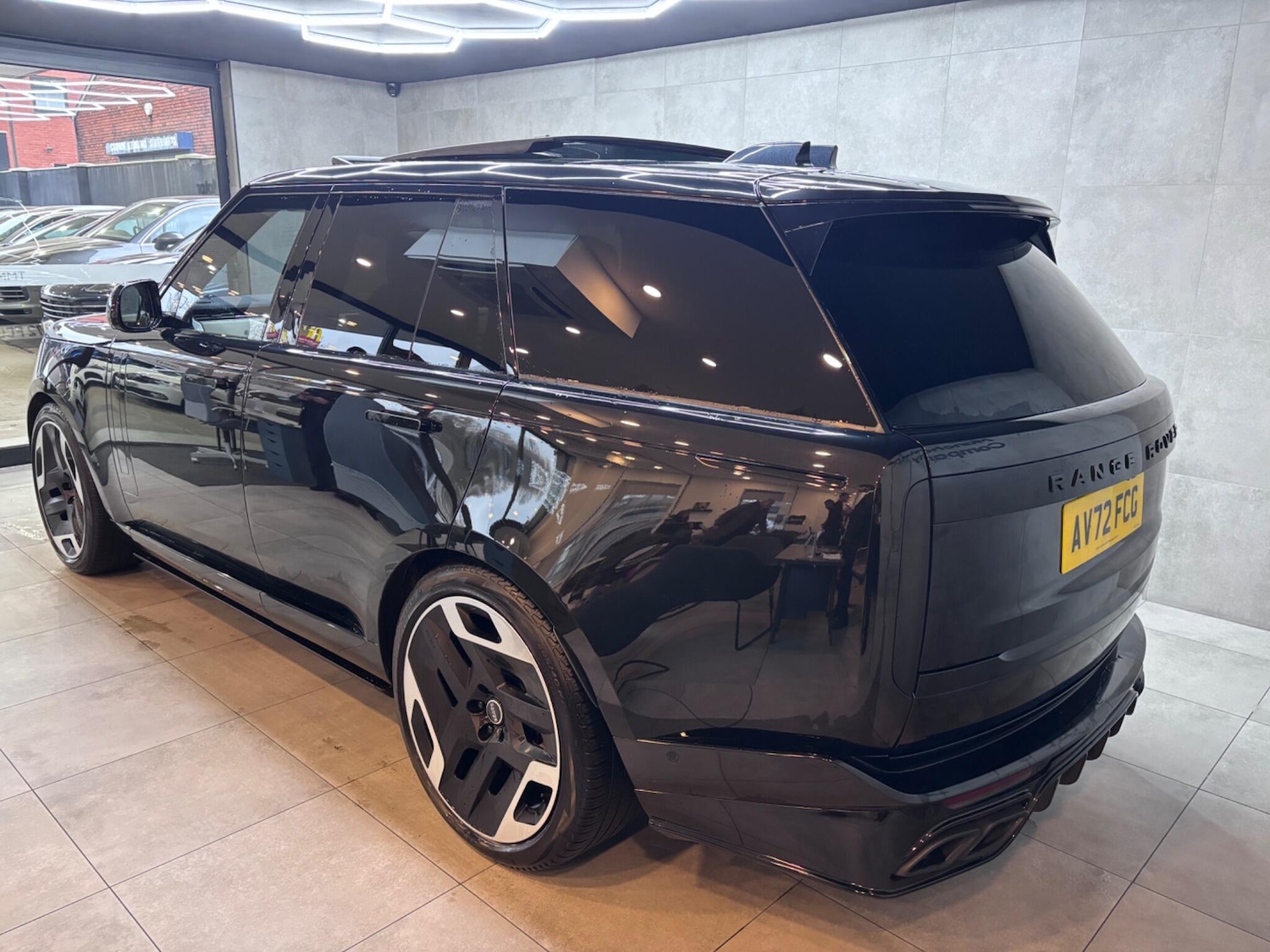 Used Land Rover Range Rover 2022 for sale - 77440353: Photo 2