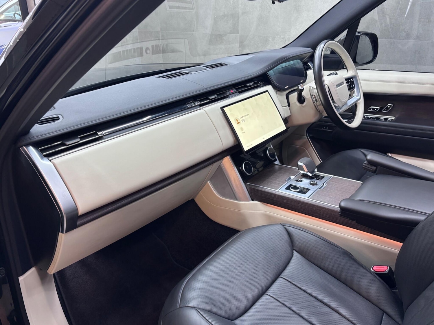 Used Land Rover Range Rover 2022 for sale - 77440353: Photo 4