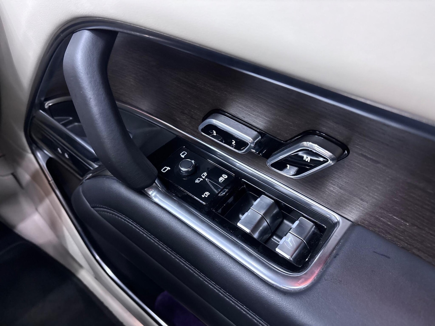 Used Land Rover Range Rover 2022 for sale - 77440353: Photo 64