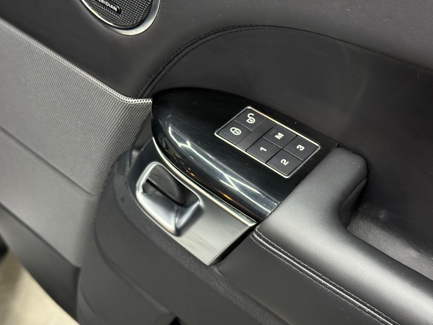 Used Land Rover Range Rover Sport 2020 for sale - 76849604: Photo 15