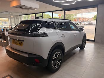 Used Peugeot 2008 2024 for sale - 79669026: Photo