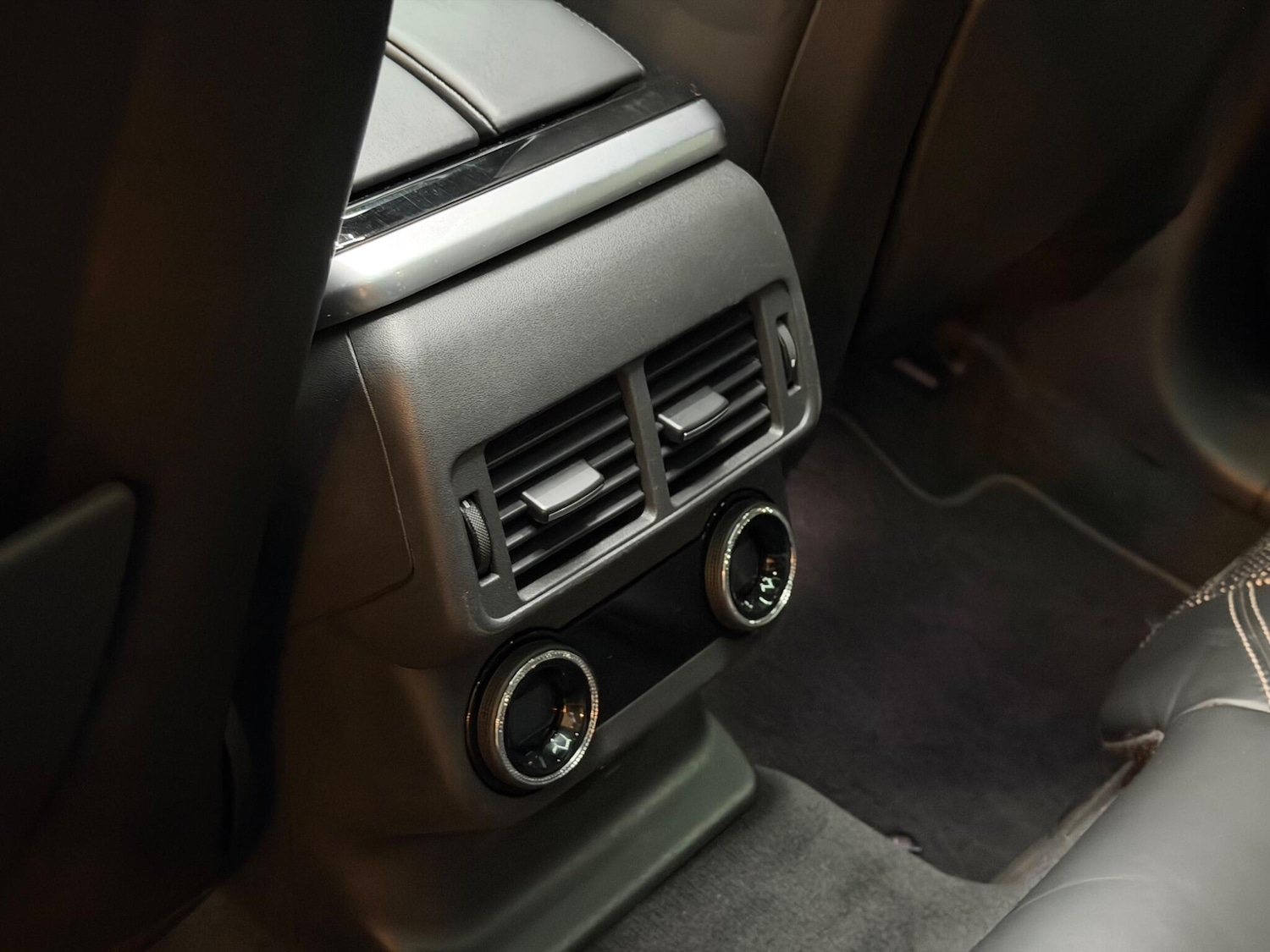 Used Land Rover Range Rover Velar 2019 for sale - 76975558: Photo 24