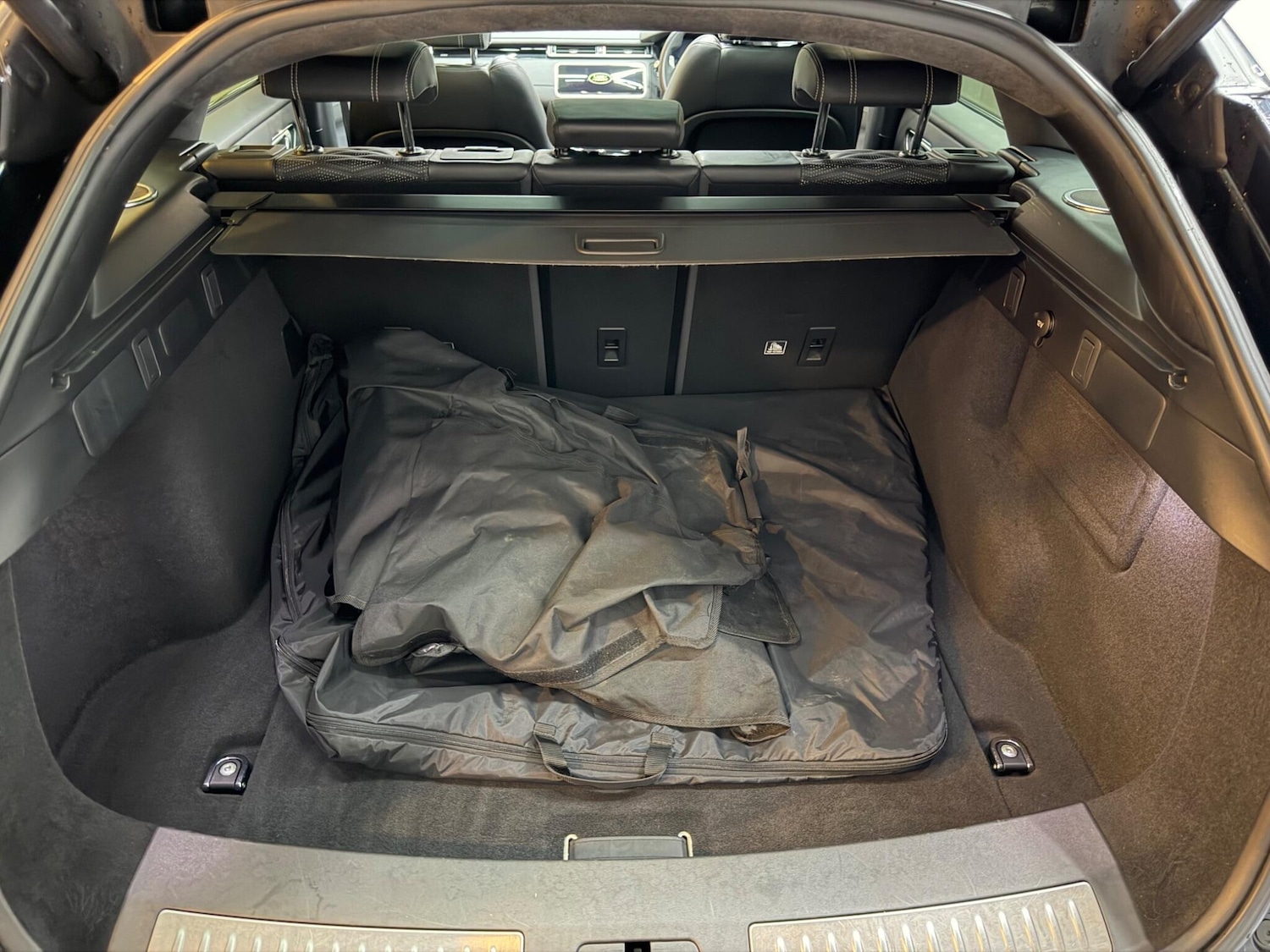 Used Land Rover Range Rover Velar 2019 for sale - 76975558: Photo 42