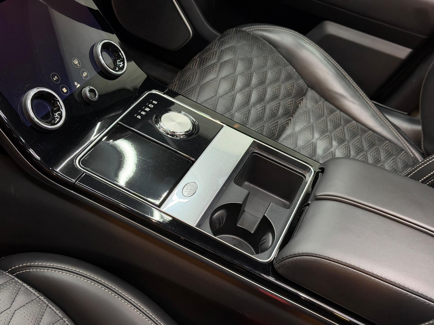 Used Land Rover Range Rover Velar 2019 for sale - 76975558: Photo 60