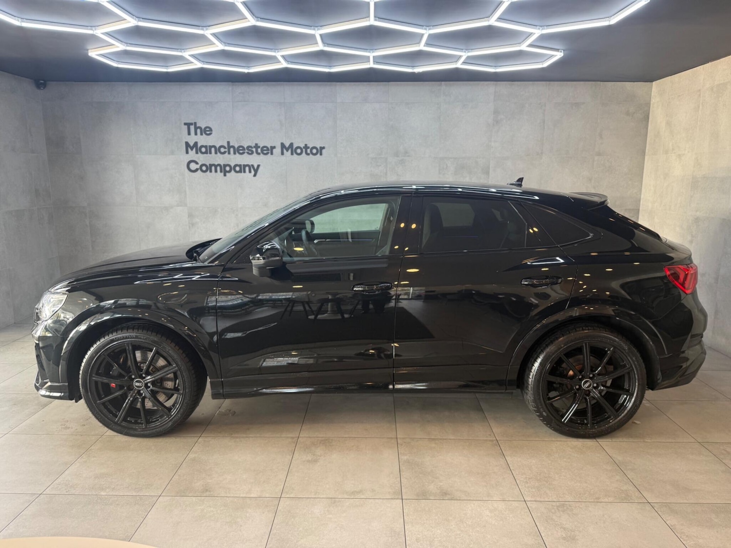 Used Audi RS Q3 2020 for sale - 76499612: Photo 2