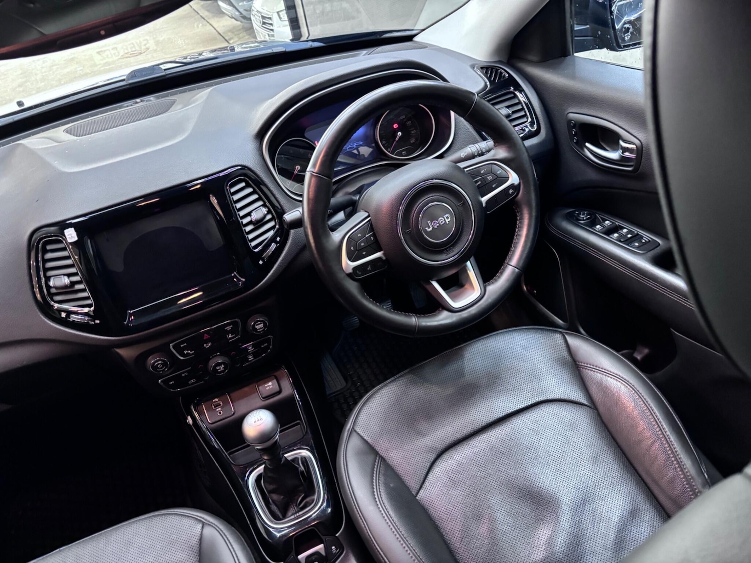 Used Jeep Compass 2018 for sale - 76226308: Photo 38