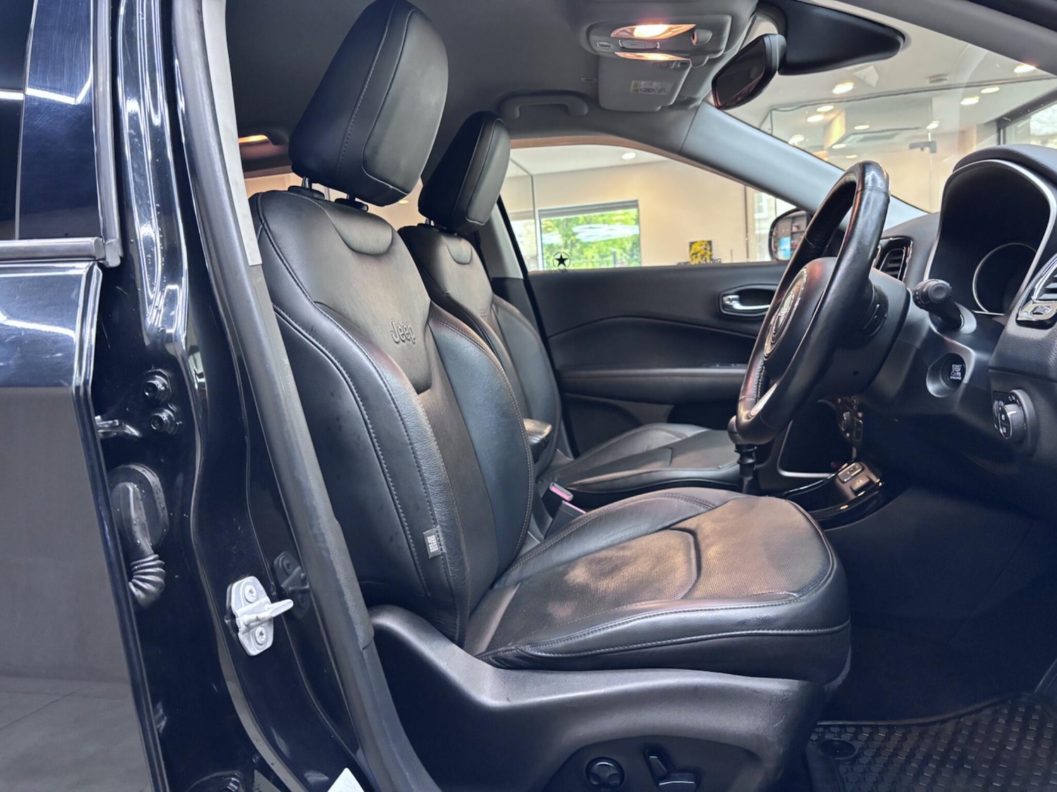 Used Jeep Compass 2018 for sale - 76226308: Photo 43