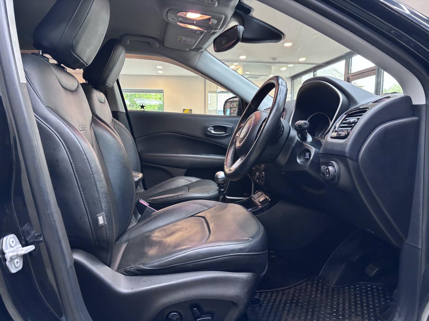 Used Jeep Compass 2018 for sale - 76226308: Photo 44
