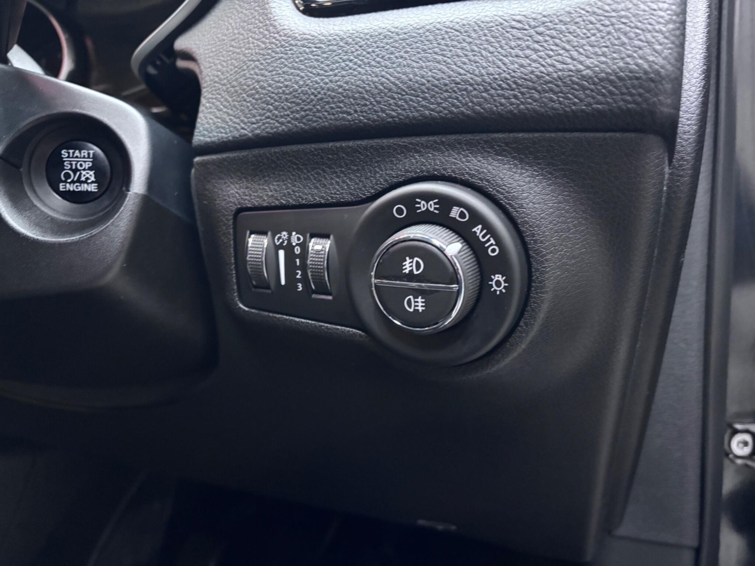 Used Jeep Compass 2018 for sale - 76226308: Photo 48