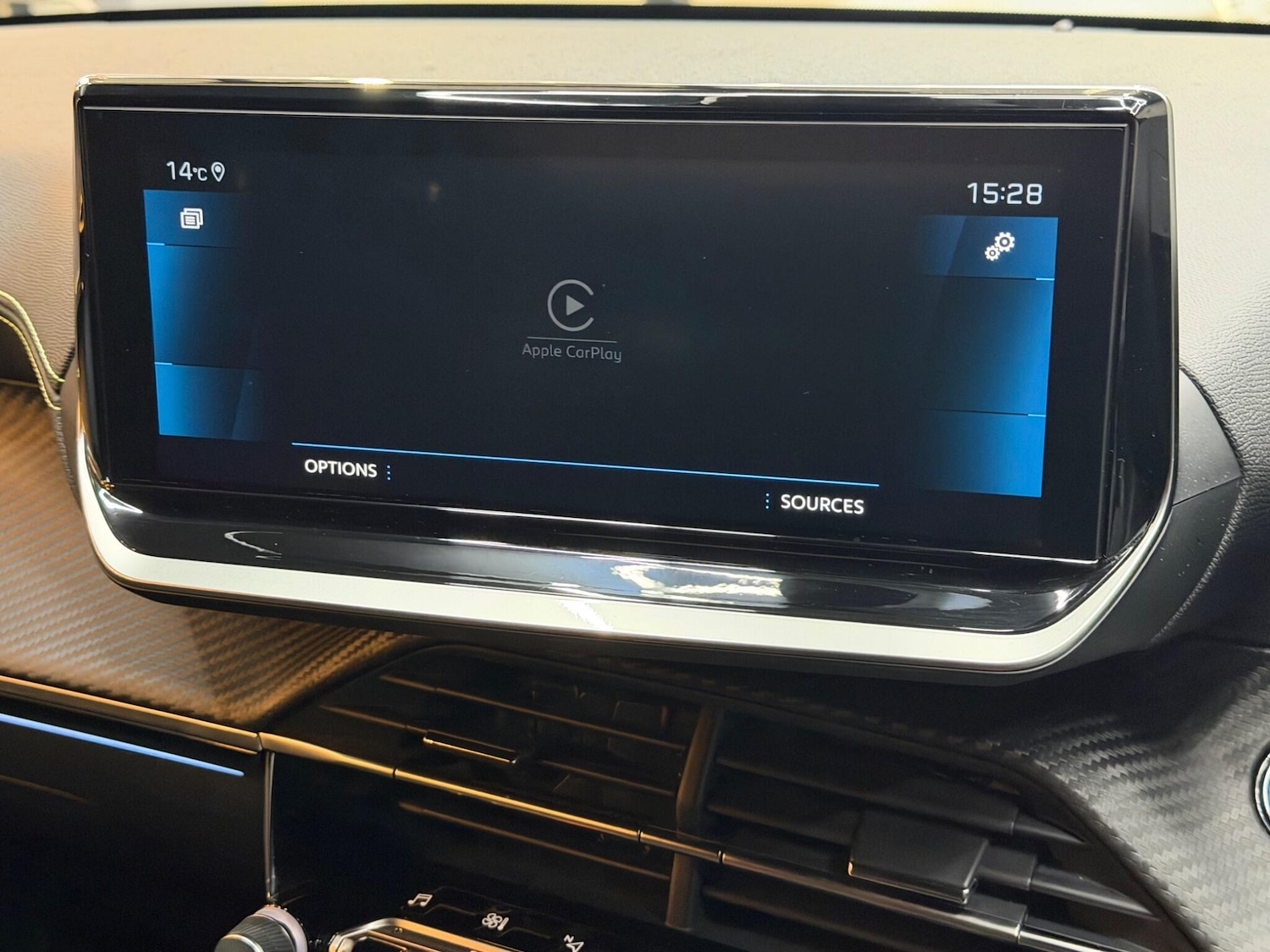 Used Peugeot 208 for sale - 77484538: Photo 31