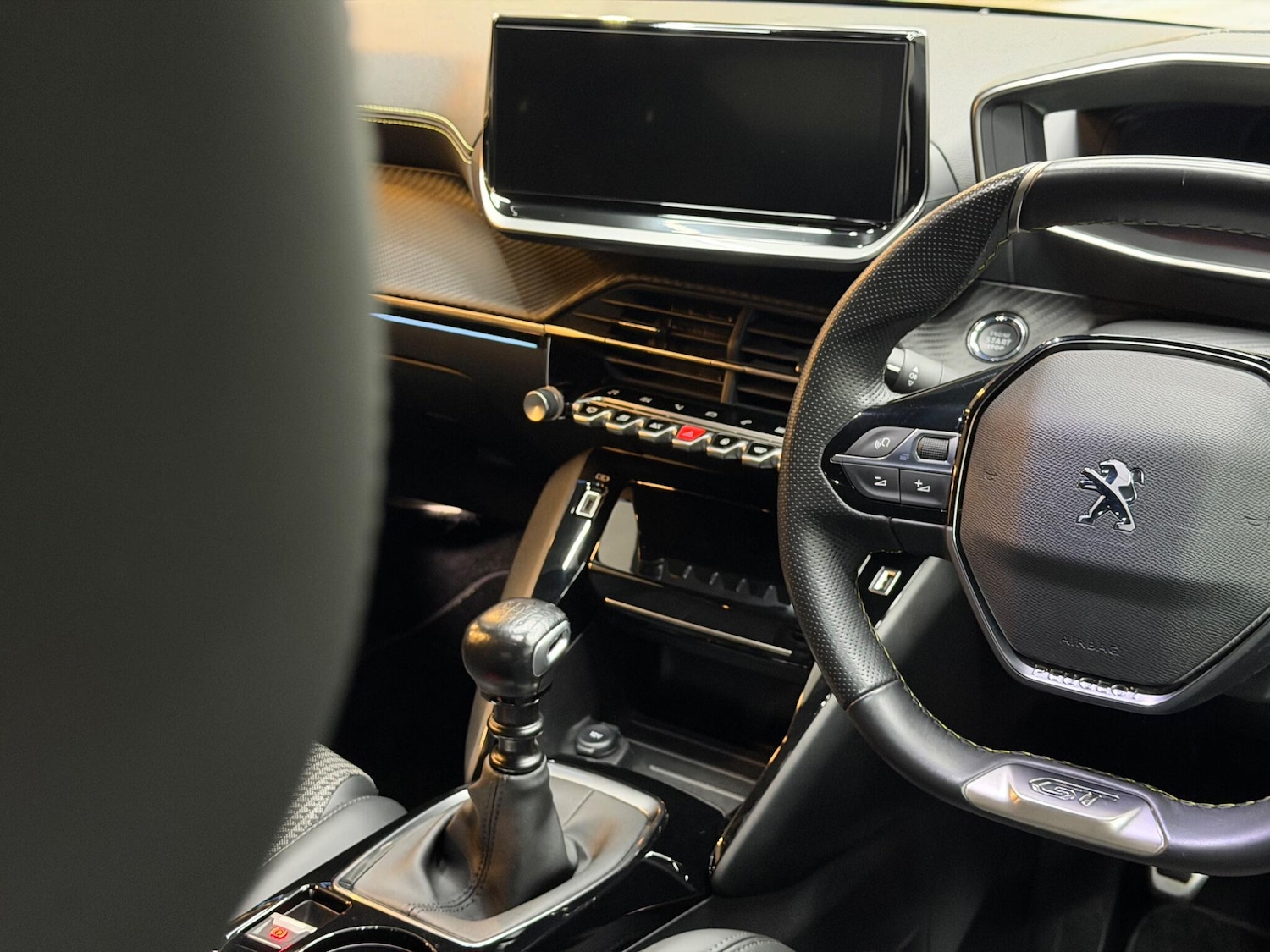 Used Peugeot 208 for sale - 77484538: Photo 38