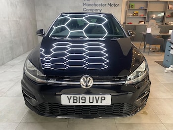 Used Volkswagen Golf 2019 for sale - 77839316: Photo