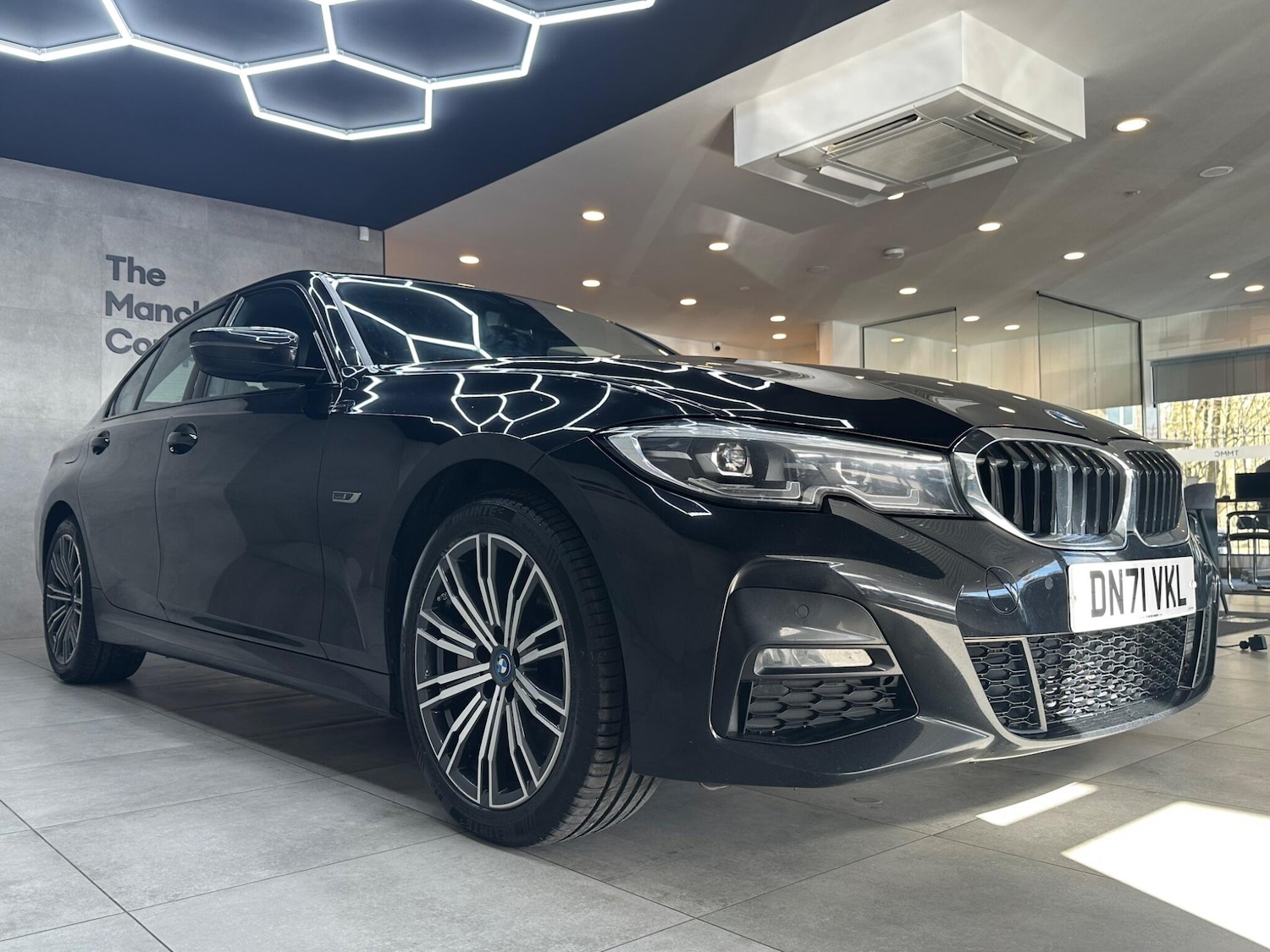 Used BMW 3 Series 2022 for sale - 78020151: Photo 2